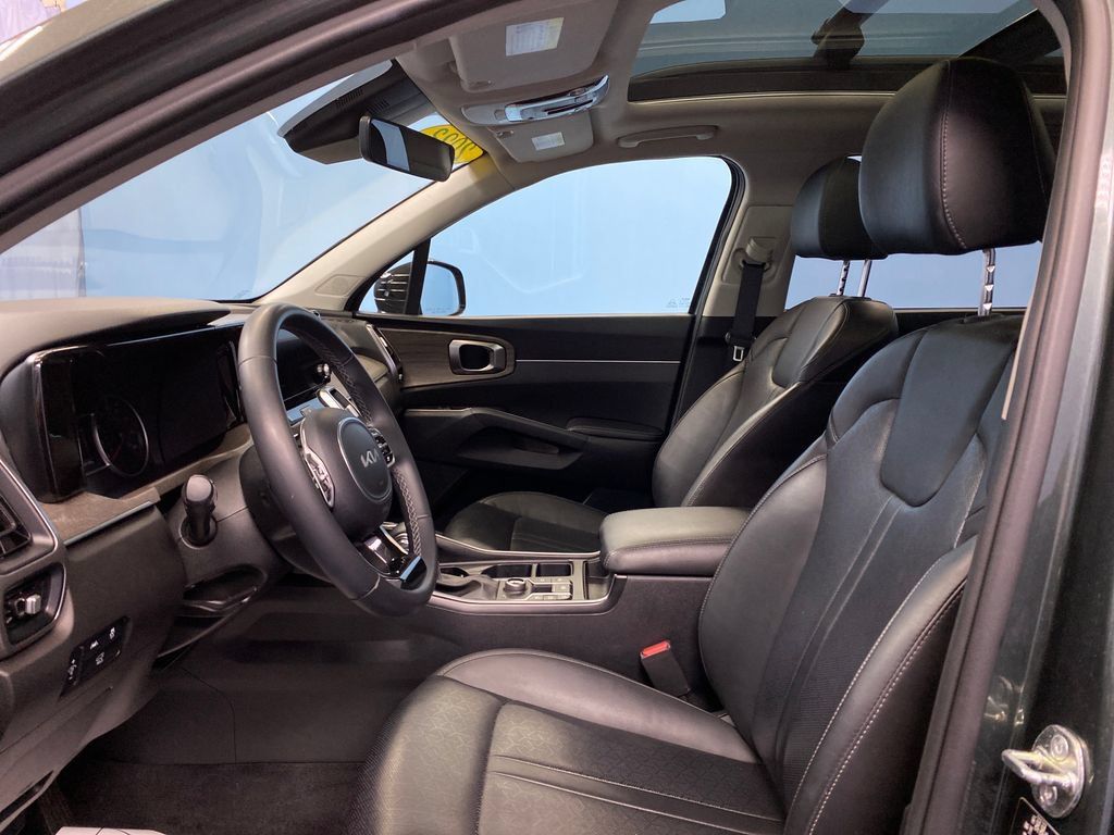 Used 2023 Kia Sorento X-Line EX AWD/4WD image 9