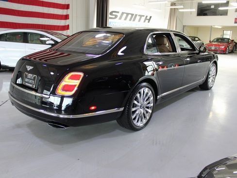 Used 2017 Bentley Mulsanne image 58