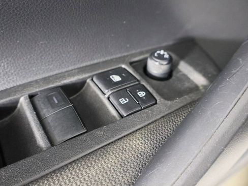 Used 2023 Toyota Corolla LE image 19