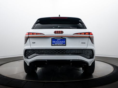New 2026 Audi Q3 quattro 2.0T AWD/4WD image 21