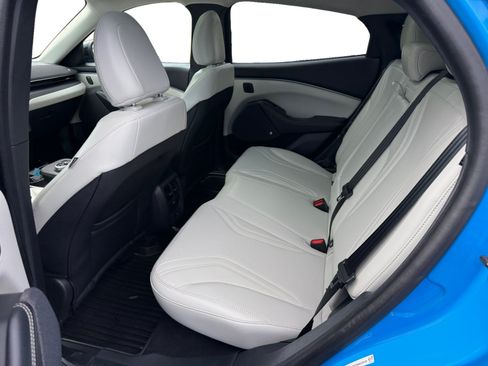 Used 2022 Ford Mustang Mach-E Premium RWD image 16