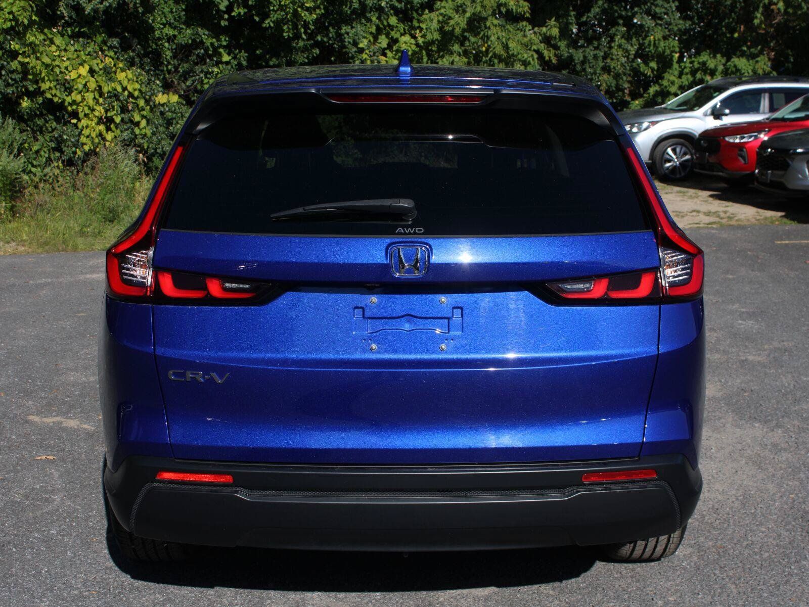 Used 2024 Honda CR-V EX image 6