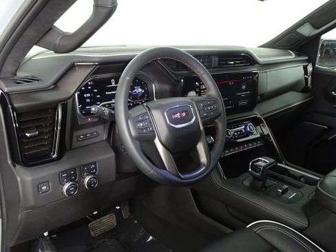 Used 2025 GMC Sierra 1500 AT4X image 22