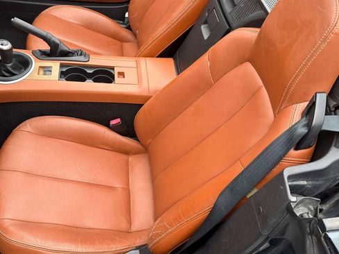 Used 2006 MAZDA MX-5 Miata Grand Touring w/ Suspension Pkg image 15