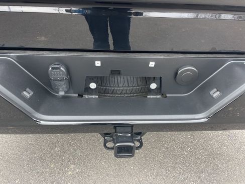 Used 2025 Chevrolet Silverado 1500 Custom image 25