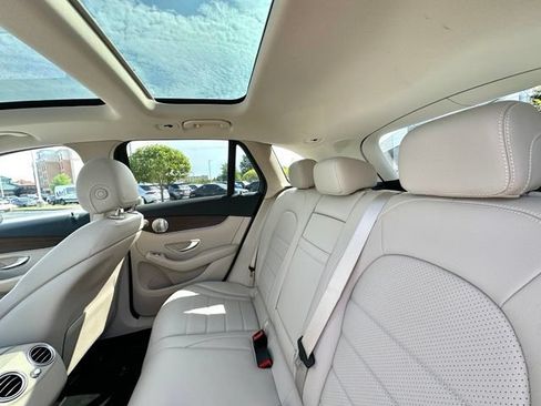 Certified 2021 Mercedes-Benz GLC 300 4MATIC image 31