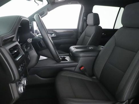 Used 2024 GMC Yukon SLE AWD/4WD image 16