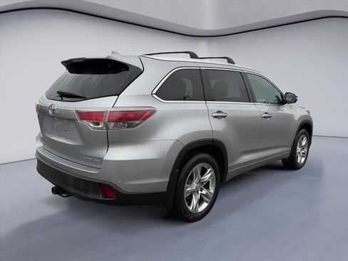Used 2015 Toyota Highlander Limited image 5