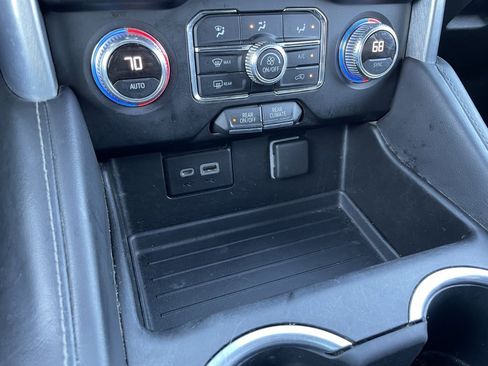 Used 2022 GMC Yukon XL SLE w/ Max Trailering Package image 18