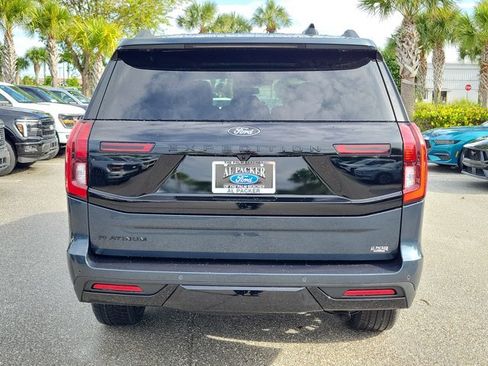 New 2026 Ford Expedition Platinum w/ Stealth Appearance Package AWD/4WD image 8