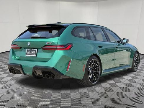 Used 2026 BMW M5 Touring AWD/4WD image 5