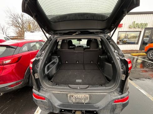 Used 2014 Jeep Cherokee Altitude image 10