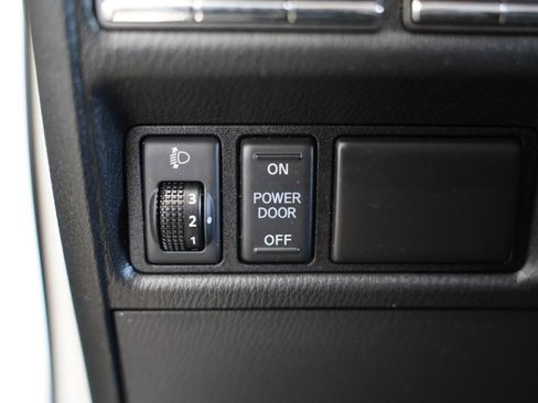 Used 2015 INFINITI QX80 4WD w/ 22" Wheel Package image 25