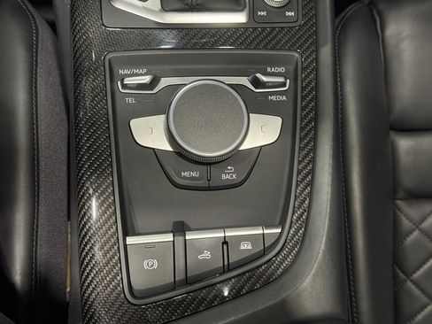 Used 2018 Audi R8 V10 plus image 21