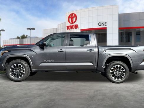 Used 2024 Toyota Tundra Limited image 8