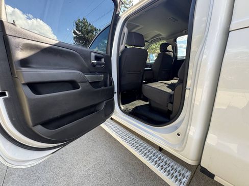 Used 2018 Chevrolet Silverado 2500 LT w/ LT Fleet Convenience Package AWD/4WD image 19