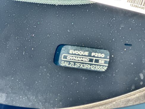 Used 2024 Land Rover Range Rover Evoque Dynamic SE image 35