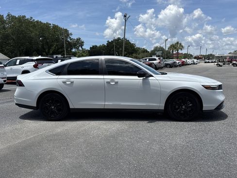 Used 2025 Honda Accord LX image 6