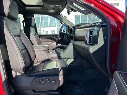 Used 2024 GMC Sierra 2500 Denali w/ Denali Reserve Package image 19