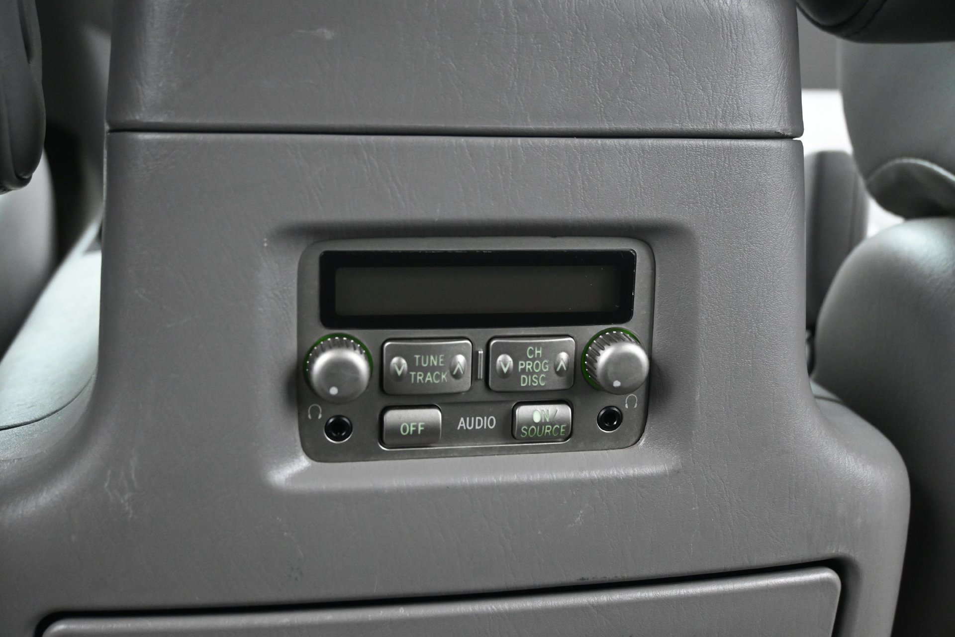 Used 2005 Toyota Land Cruiser AWD/4WD image 17