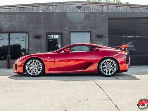 Used 2012 Lexus LFA RWD image 87