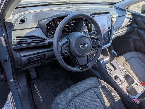 Used 2024 Subaru Crosstrek 2.0i Premium AWD/4WD image 9