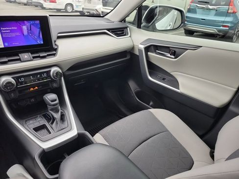 Used 2023 Toyota RAV4 XLE image 3