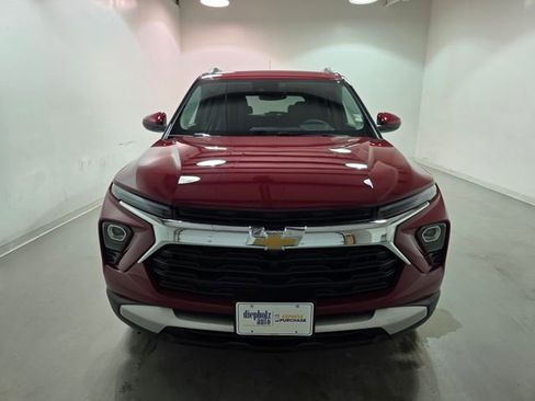 New 2026 Chevrolet TrailBlazer LT w/ Convenience Package image 2