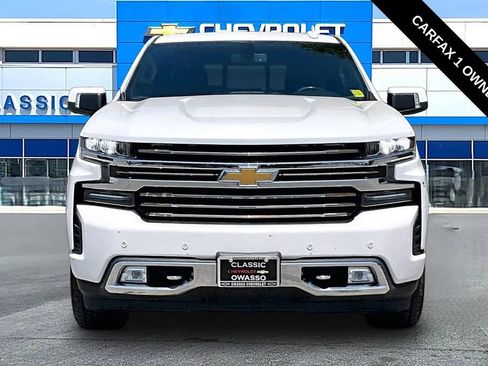 Used 2019 Chevrolet Silverado 1500 High Country w/ Z71 Off-Road Package AWD/4WD image 2