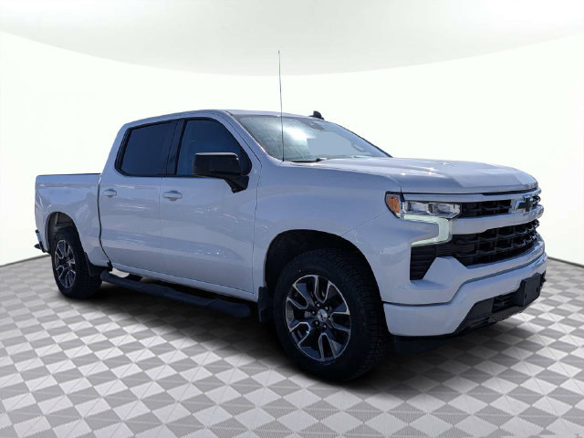 Used 2023 Chevrolet Silverado 1500 RST AWD/4WD image 2