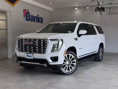 Certified 2025 GMC Yukon XL Denali AWD/4WD image 2