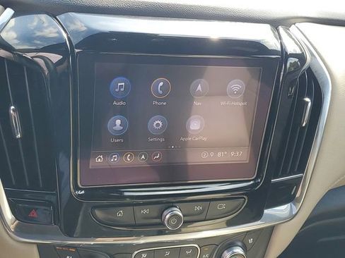 Used 2023 Chevrolet Traverse Premier w/ LPO, Cargo Package FWD image 17