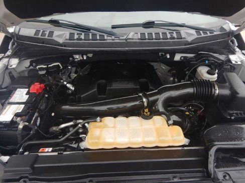 Used 2018 Ford F150 Lariat w/ Equipment Group 502A Luxury image 12