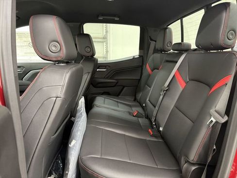 New 2026 Chevrolet Colorado Z71 w/ Technology Package AWD/4WD image 18