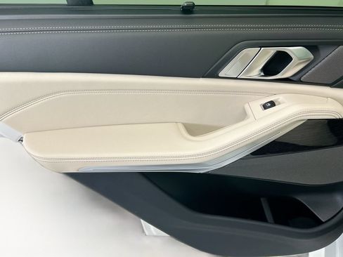 New 2026 BMW X5 xDrive40i w/ Executive Package AWD/4WD image 25