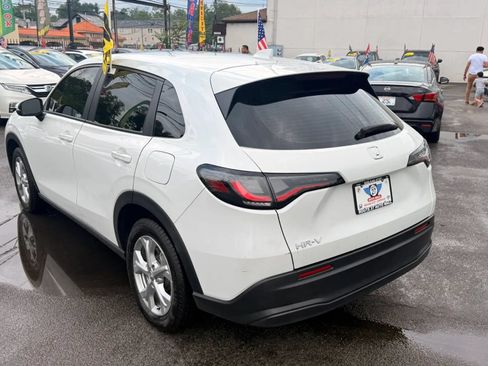 Used 2023 Honda HR-V LX image 5