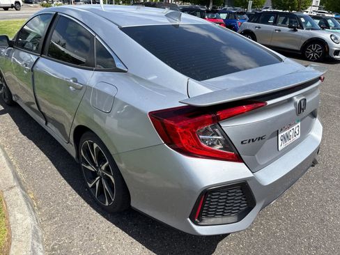Used 2018 Honda Civic Si image 8