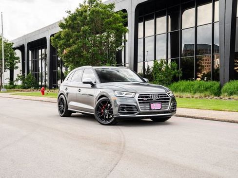 Used 2018 Audi SQ5 Prestige AWD/4WD image 31