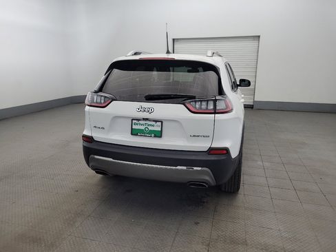 Used 2019 Jeep Cherokee Limited image 7