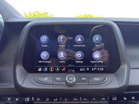 Used 2019 Chevrolet Camaro SS RWD image 26