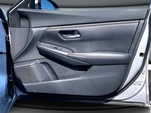 Used 2021 Nissan Sentra SV image 28