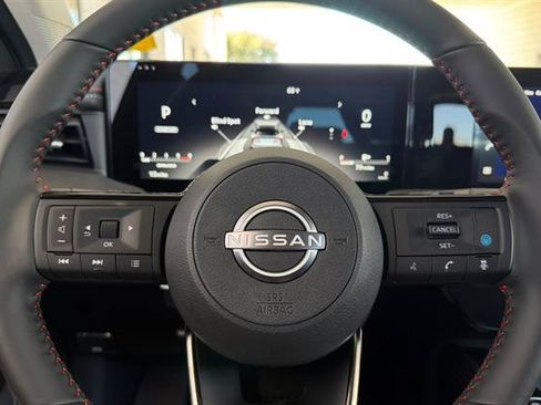 New 2026 Nissan Kicks SR AWD/4WD image 25
