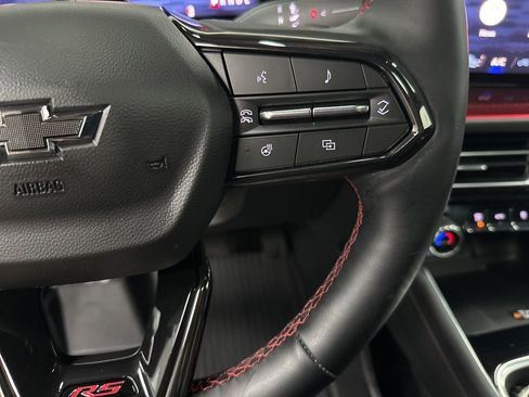 Used 2025 Chevrolet Traverse RS w/ LPO, Floor Liner Package image 15