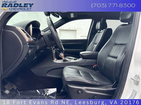 Used 2016 Jeep Grand Cherokee Limited AWD/4WD image 22
