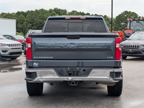 Used 2019 Chevrolet Silverado 1500 LTZ w/ LTZ Plus Package image 4