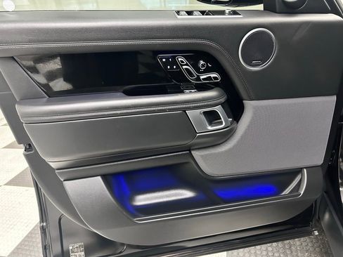 Used 2020 Land Rover Range Rover HSE image 10