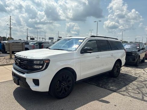 Used 2025 Ford Expedition Max Platinum w/ Stealth Appearance Package AWD/4WD image 1
