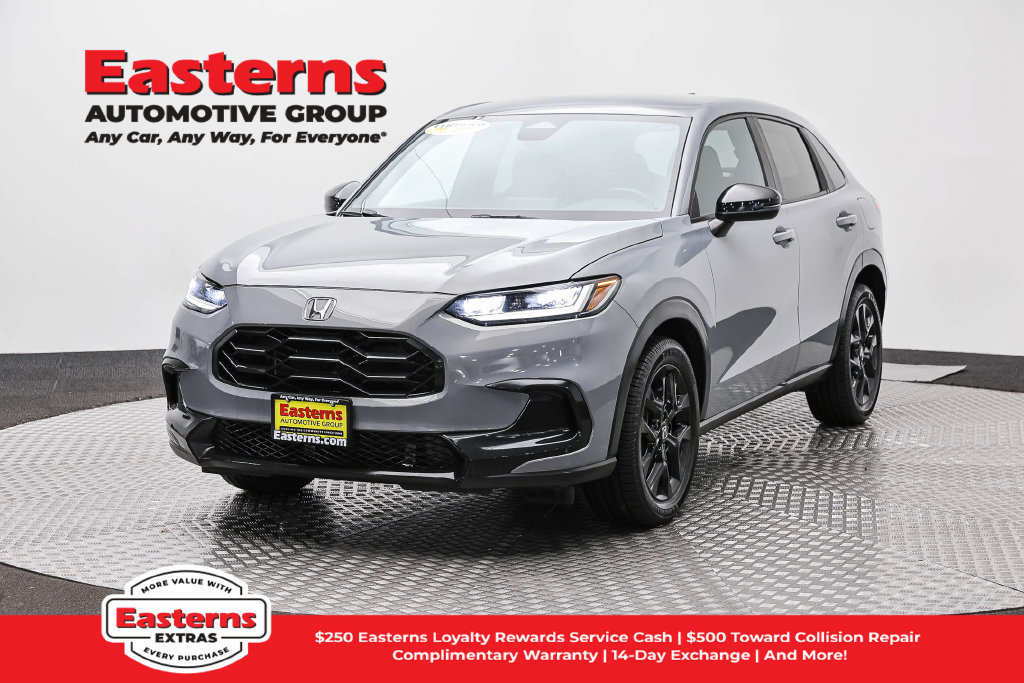Used 2023 Honda HR-V Sport image 1