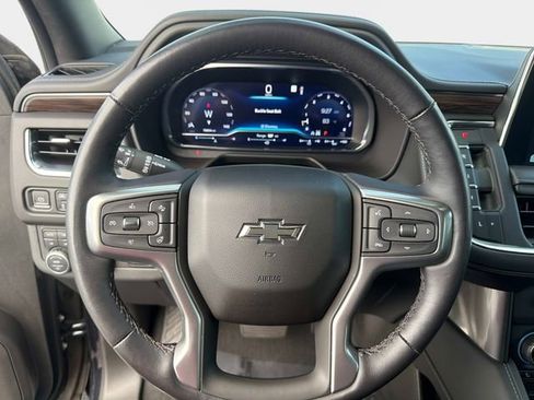 Used 2022 Chevrolet Tahoe Z71 w/ Z71 Off-Road Package AWD/4WD image 26