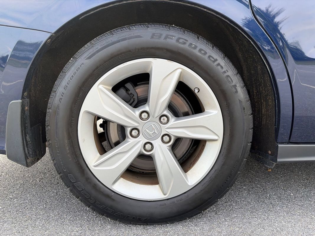 Used 2019 Honda Odyssey EX-L image 32